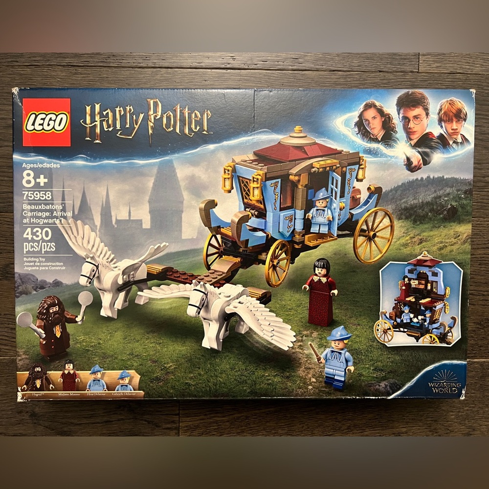 LEGO Harry Potter Beauxbatons' Carriage Arrival at Hogwarts 75958